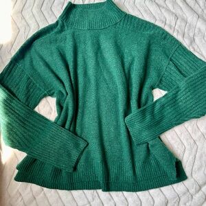 SO Women's Teal/ green Turtleneck Sweater
